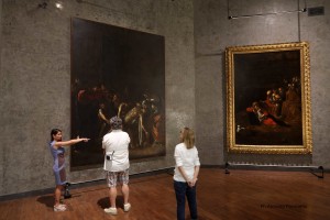 mume-visitatori-nella-sala-del-caravaggio-giugno-2017