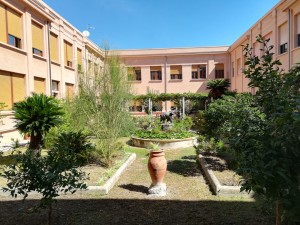 cortile-interno-maurolico