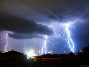 11-tempeste-di-fulmini-durante-un-temporale